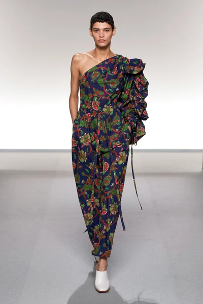 Look 50